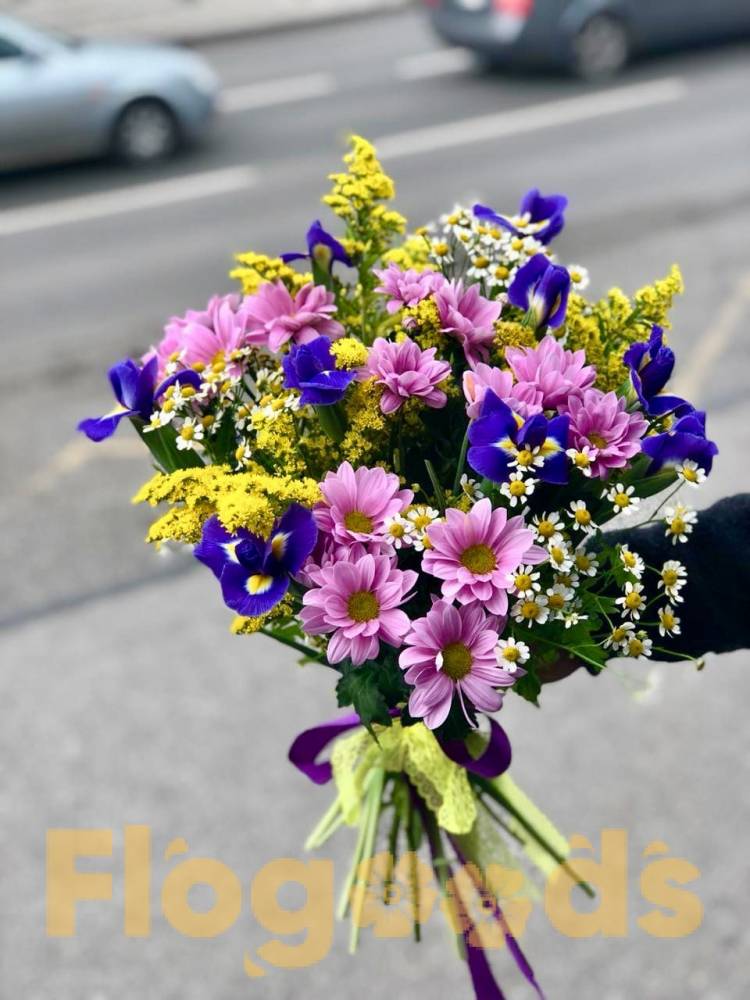 Букет «Фантазия» за 6 299 руб.